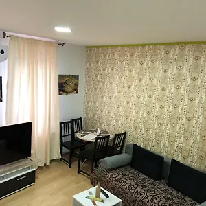 verificați disponibilitatea
